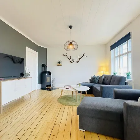 Aday - Enchanting 2 Bedroom In The Heart Of
