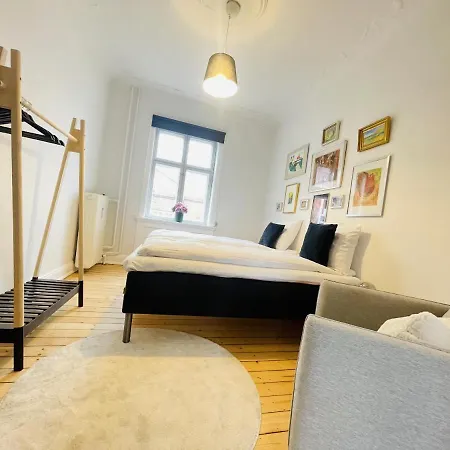 Aday - Enchanting 2 Bedroom In The Heart Of
