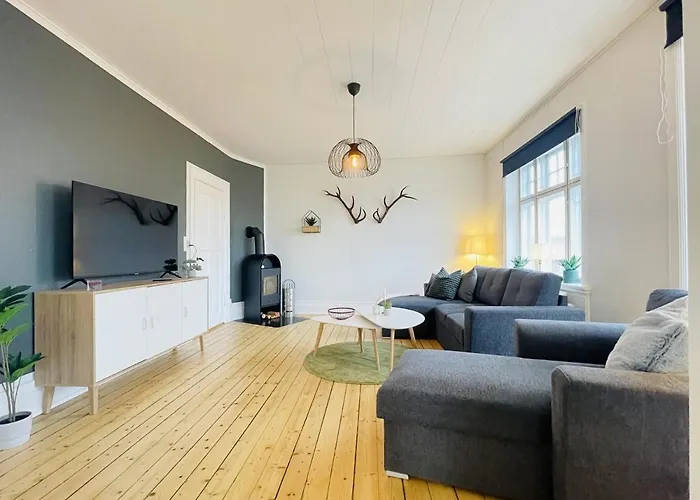 Aday - Enchanting 2 Bedroom In The Heart Of