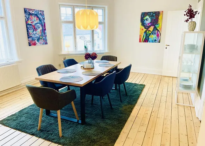Aday - Enchanting 2 Bedroom In The Heart Of アパート