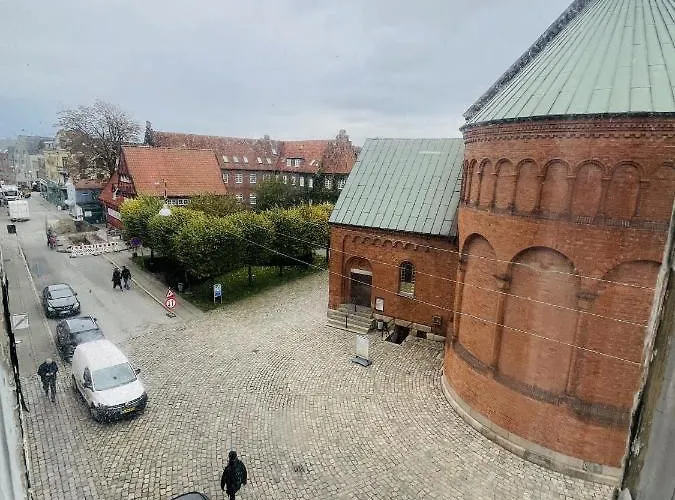 Aday - Enchanting 2 Bedroom In The Heart Of