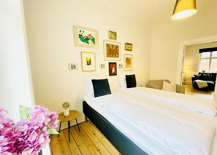 アパート Aday - Enchanting 2 Bedroom In The Heart Of *