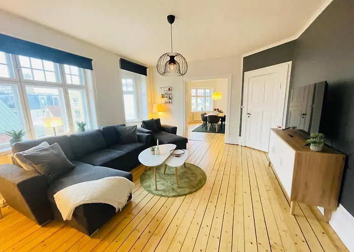 アパート Aday - Enchanting 2 Bedroom In The Heart Of *